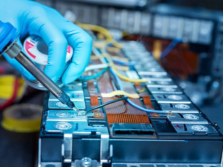products-transportation-batteries-lithium-ion-card